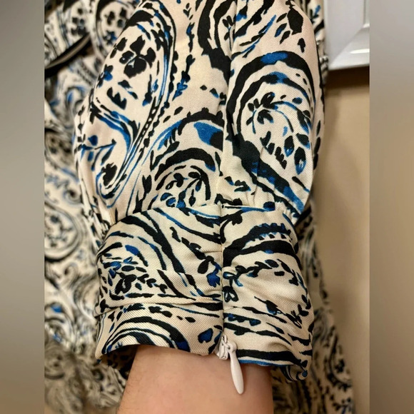 2/$20 - Zara Paisley Wrap Blouse - Size M - Picture 5 of 9